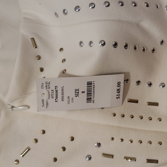 NWT Gorgeous White House Black Market Cream Pencil skirt Size 8 - Picture 3 of 4